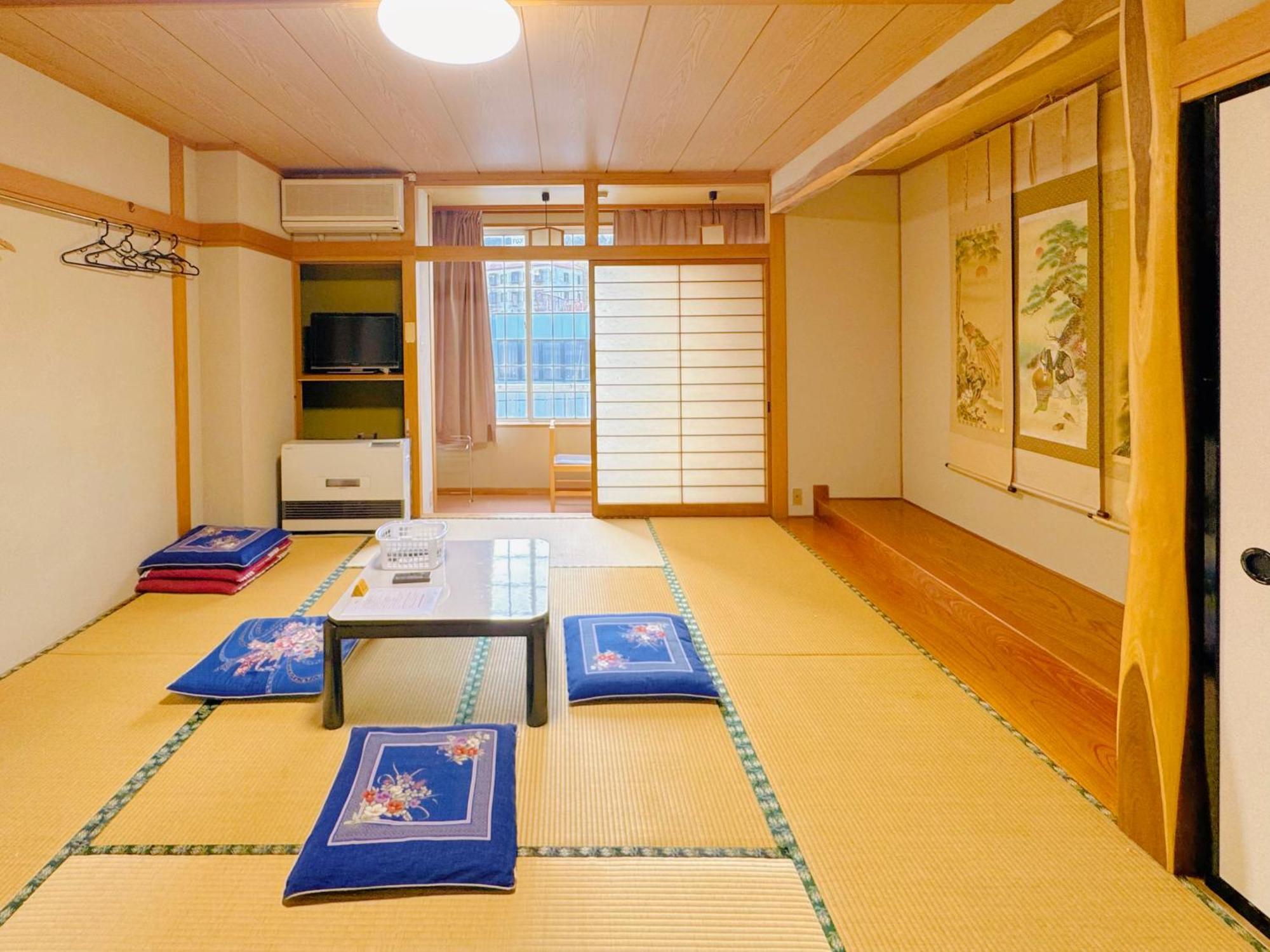 Snowhouse Memorie Hotel-石打丸山 Seki  Exterior photo