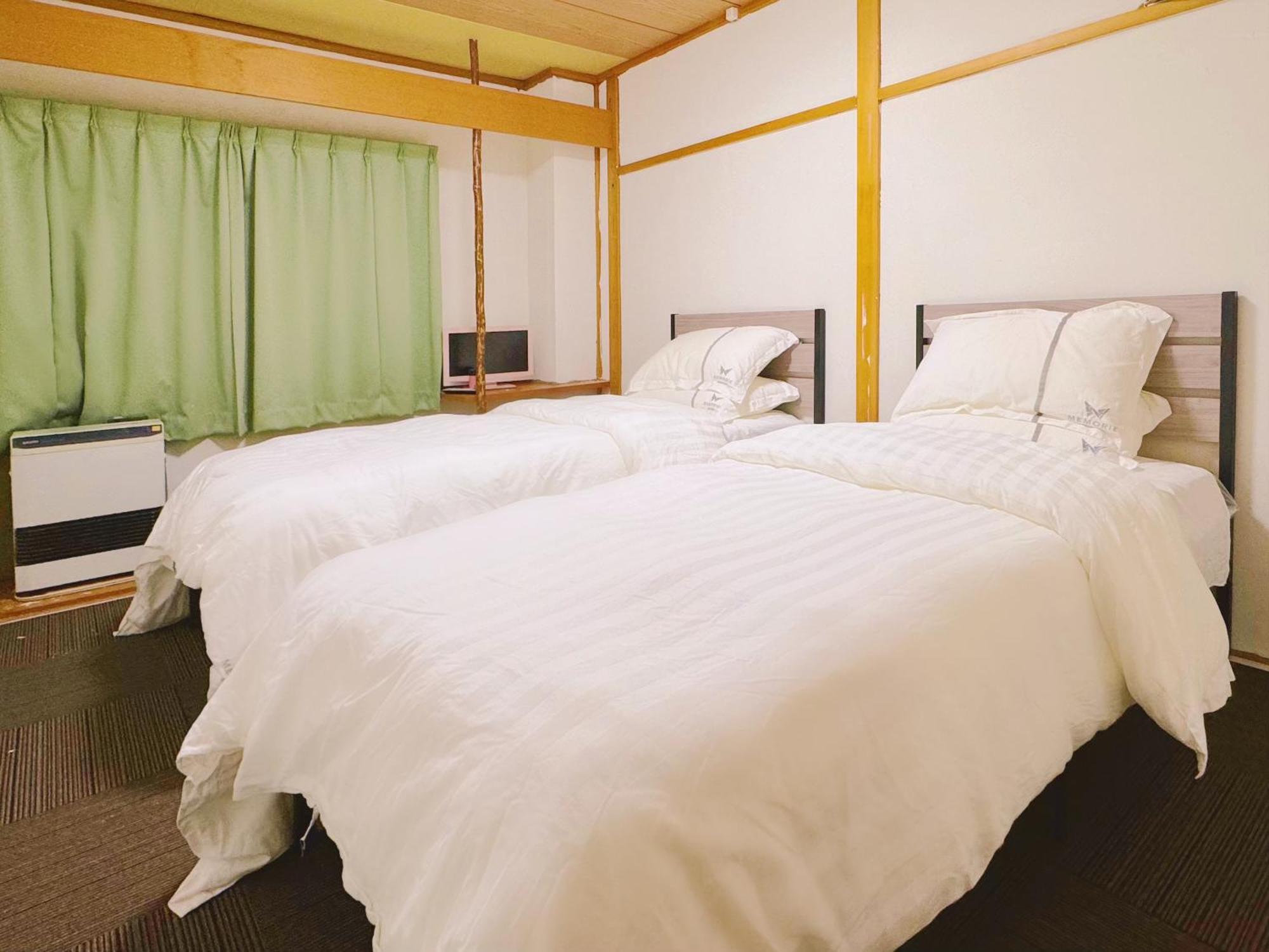 Snowhouse Memorie Hotel-石打丸山 Seki  Exterior photo